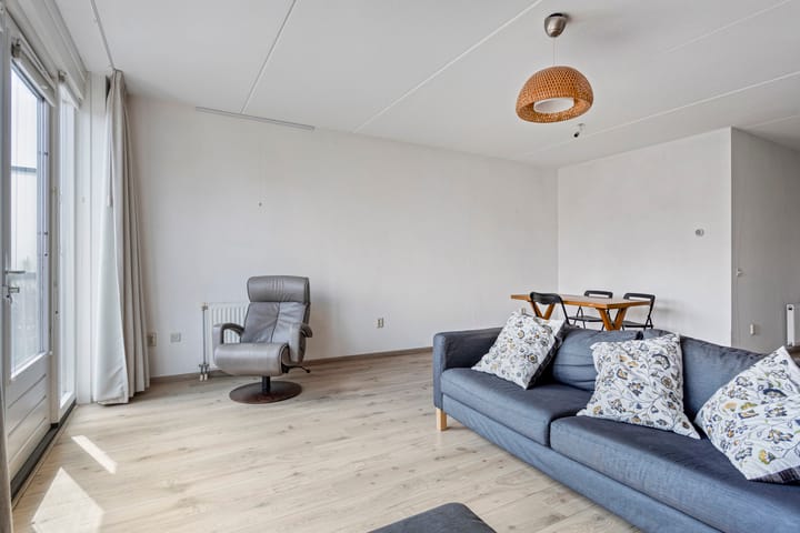 Foto 5 van B.G.J. Berntzenstraat 59