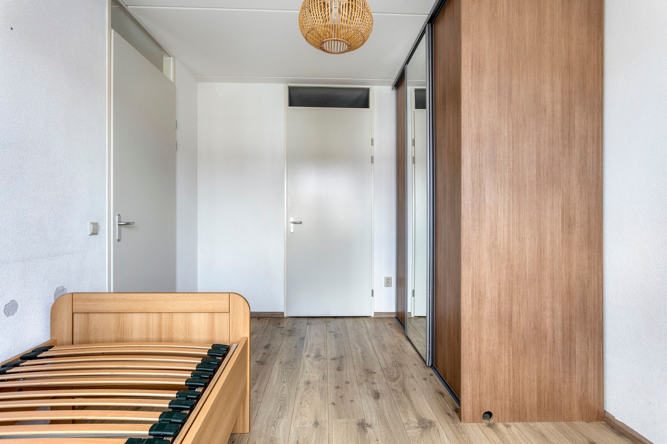 Foto 15 van B.G.J. Berntzenstraat 59