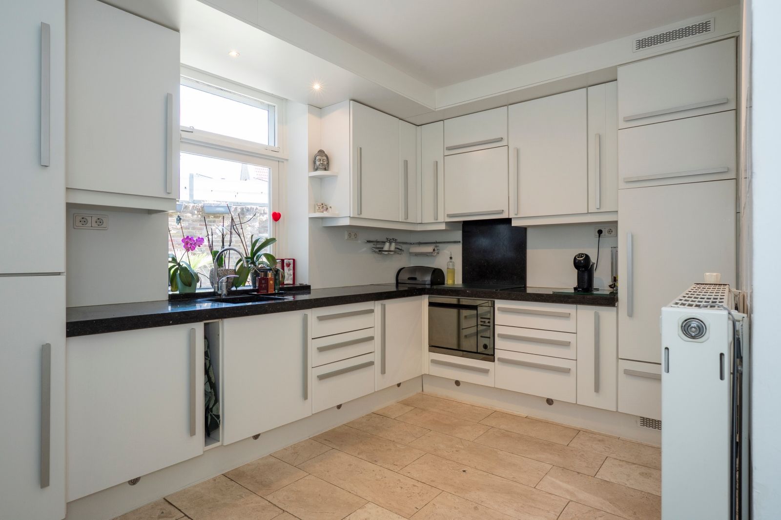 Foto 12 van Schoolstraat 64