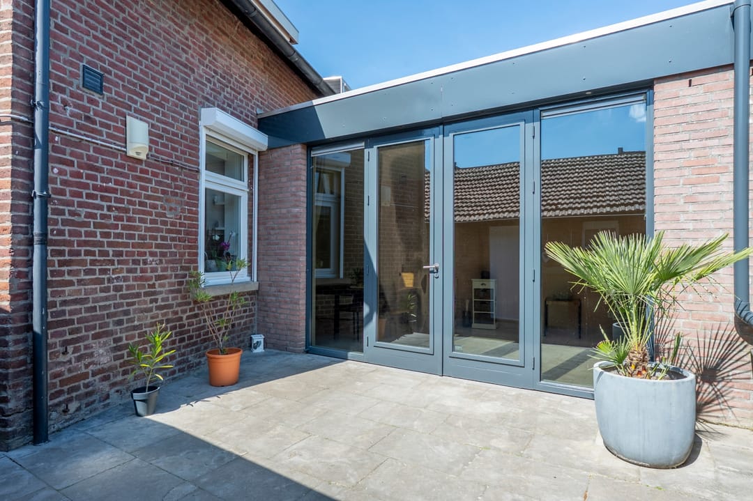 Foto 17 van Schoolstraat 64