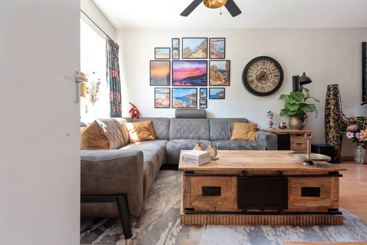 Photo 2 of Bijdorpstraat 12