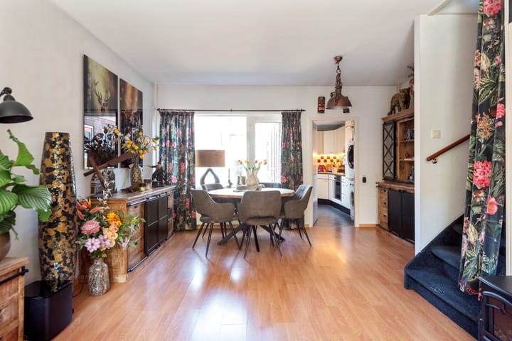 Photo 5 of Bijdorpstraat 12