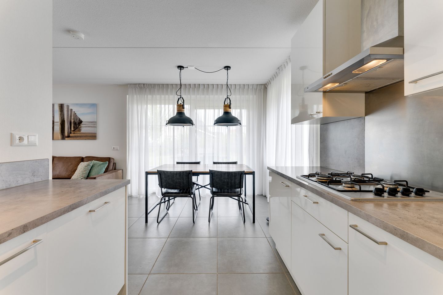 Foto 14 van Zeedijk 24-365