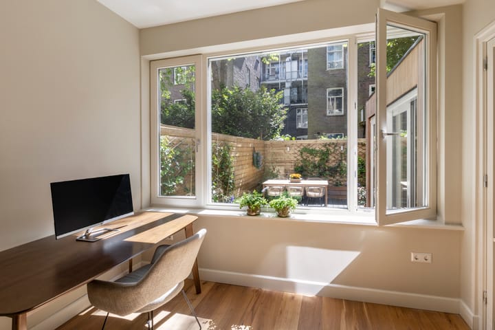 Photo 31 of Eerste Helmersstraat 315-H