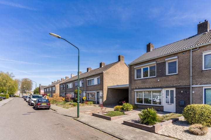 Foto 68 van Kardinaal de Jongstraat 17