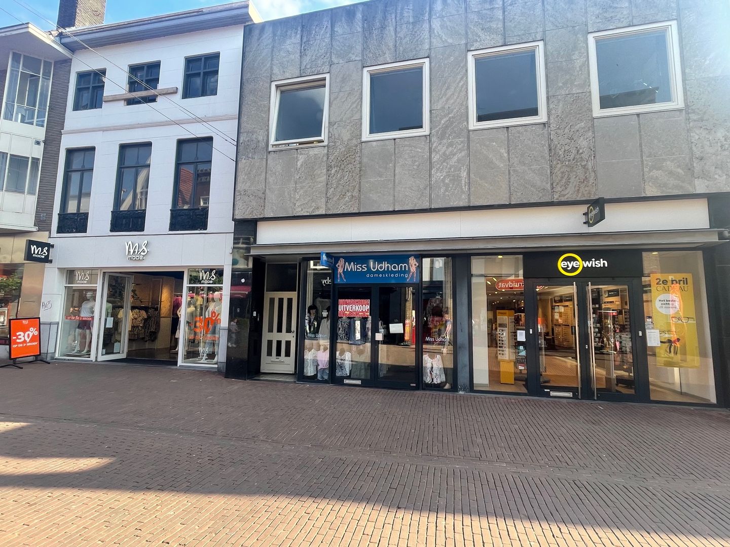 Bekijk foto 2 van Veestraat 5-A