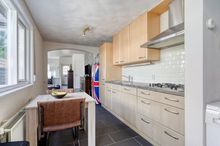 Foto 8 van Ratinéstraat 9