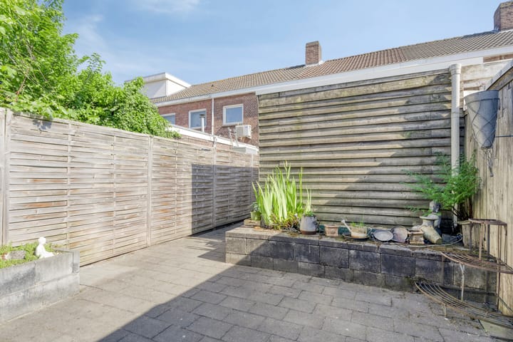 Foto 22 van Ratinéstraat 9