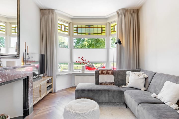 Foto 10 van Van Baerlestraat 8