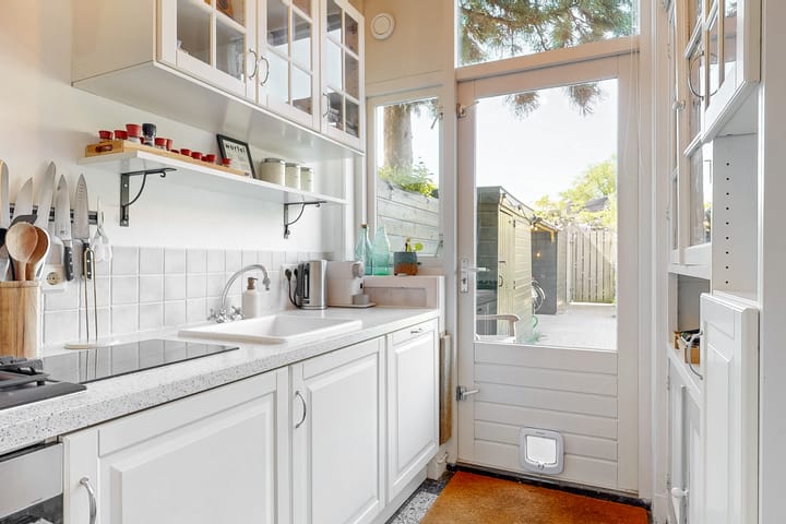 Foto 16 van Van Baerlestraat 8