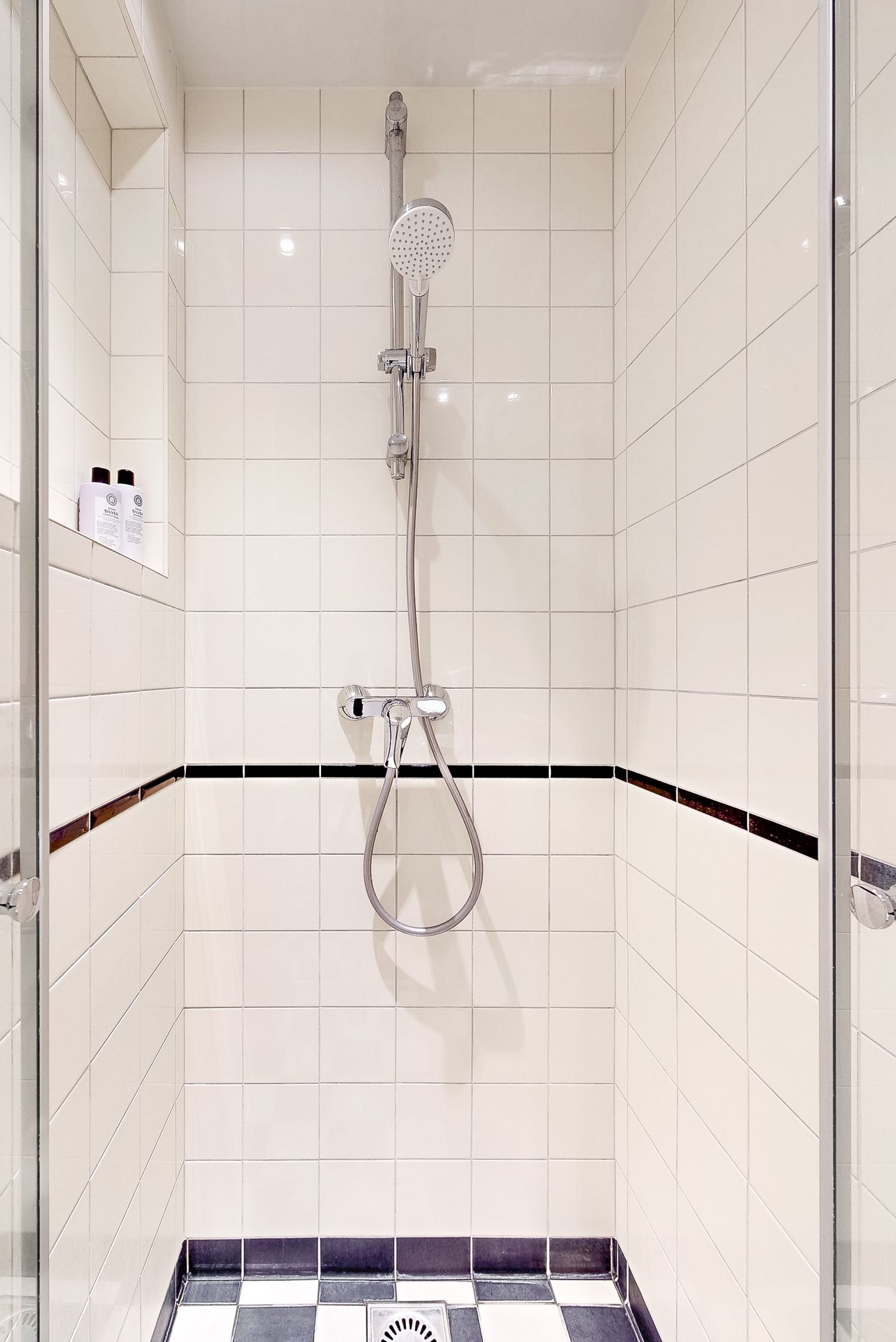 Foto 20 van Van Baerlestraat 8