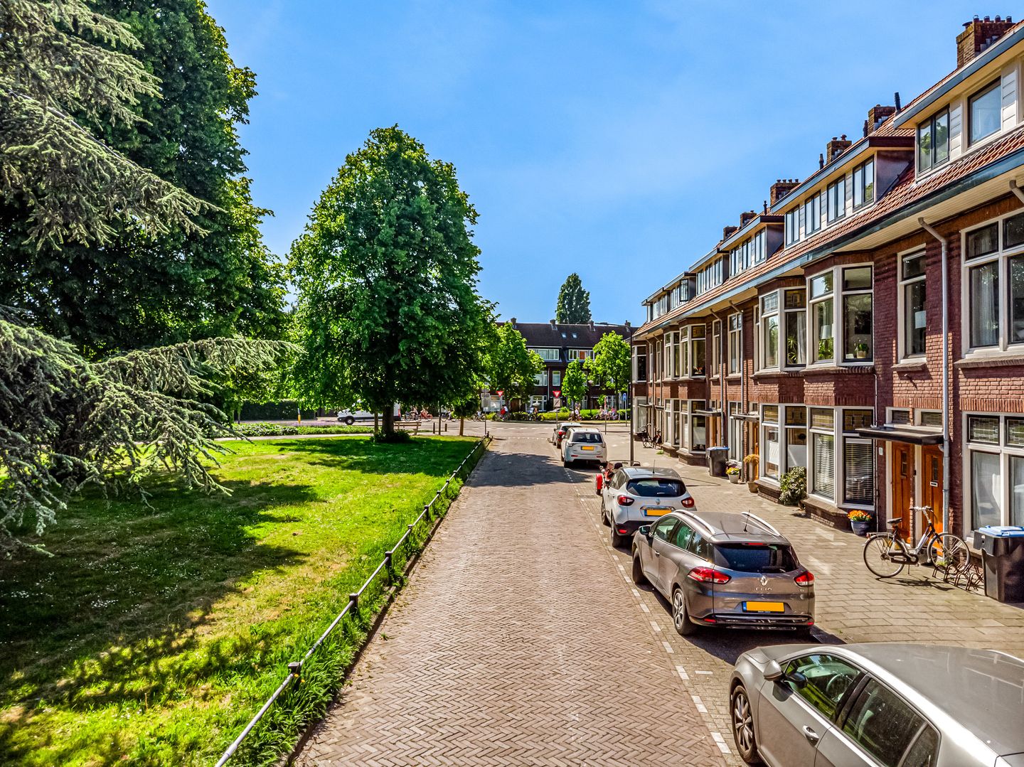 Foto 40 van Van Baerlestraat 8