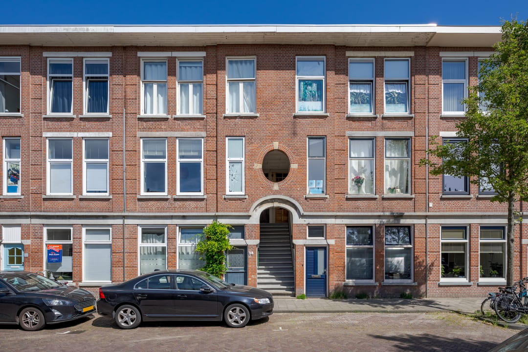 Foto 1 van De Genestetstraat 40