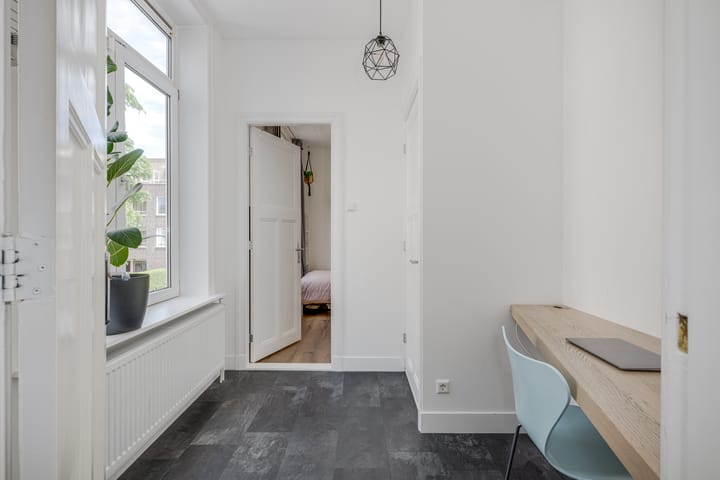 Foto 23 van De Genestetstraat 40