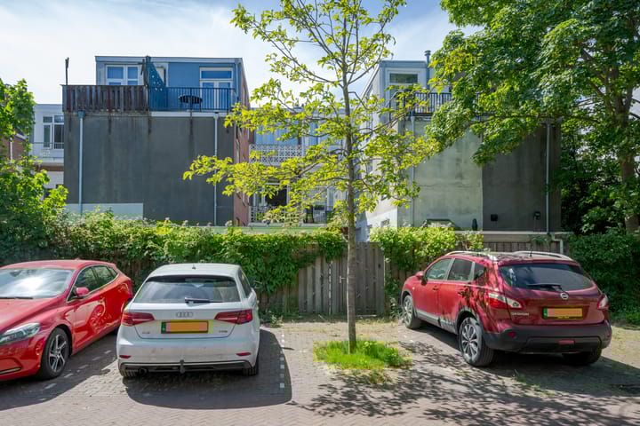 Foto 40 van De Genestetstraat 40