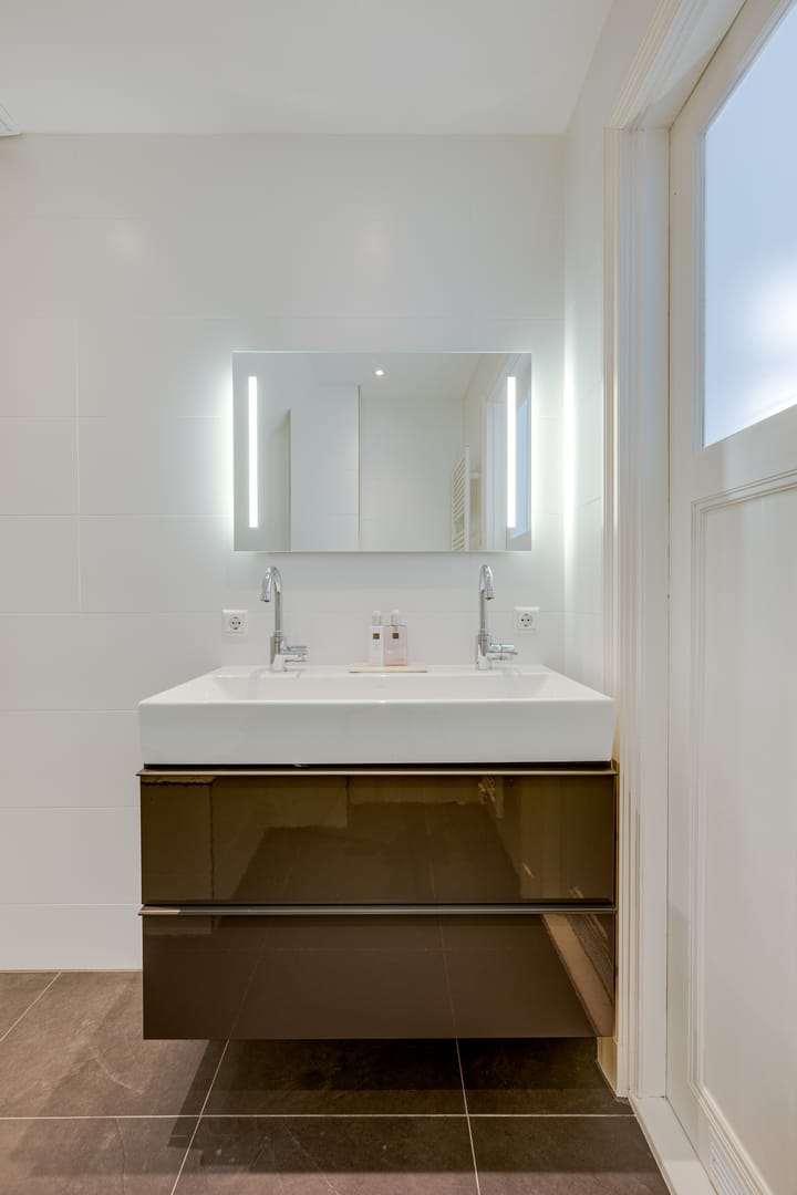 Foto 33 van De Genestetstraat 40