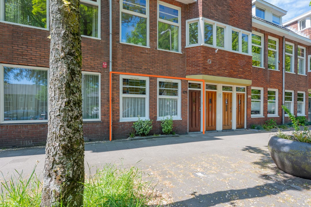 Foto 1 van Burgemeester van Tuyllkade 128