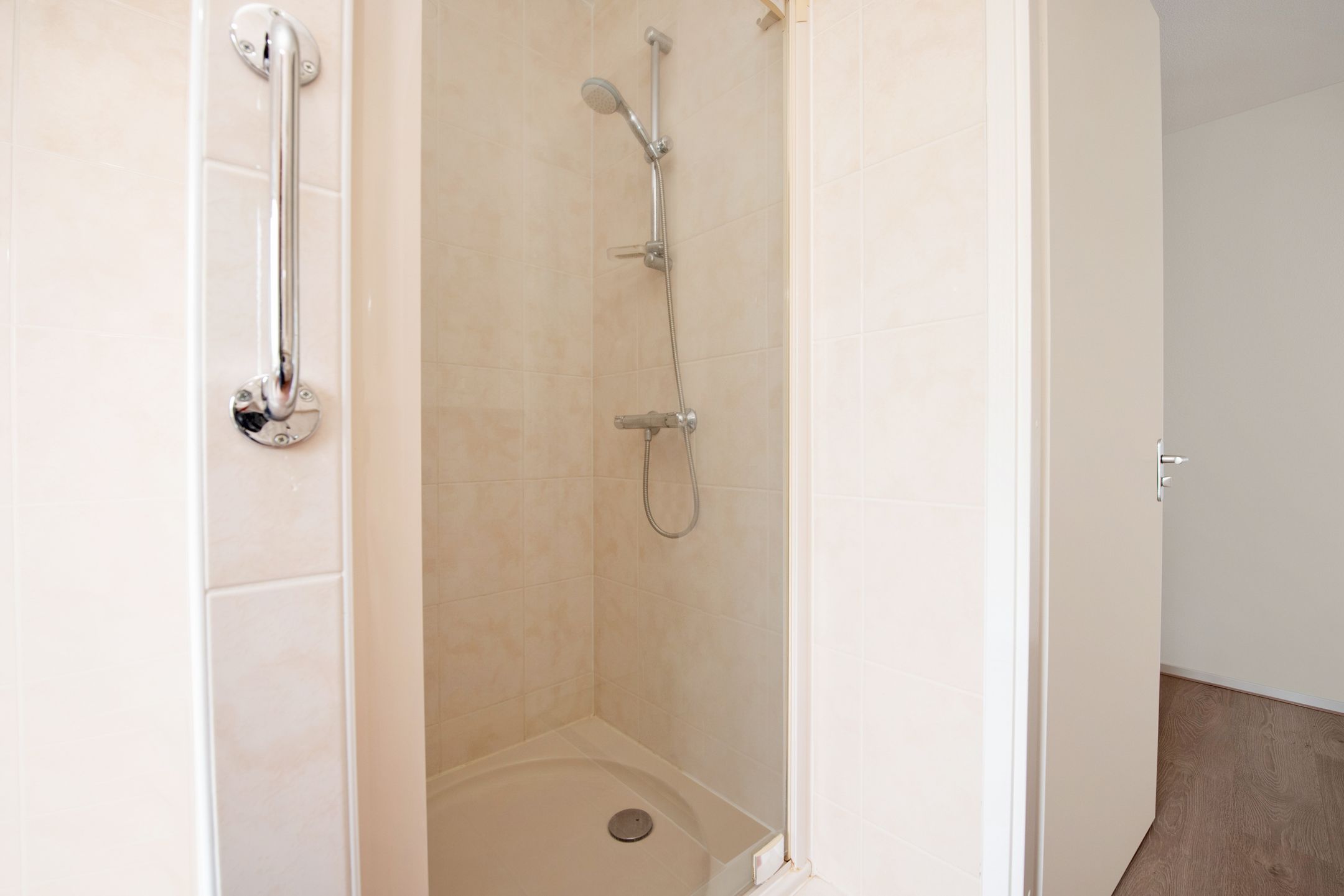 Foto 24 van Koninginneweg 2