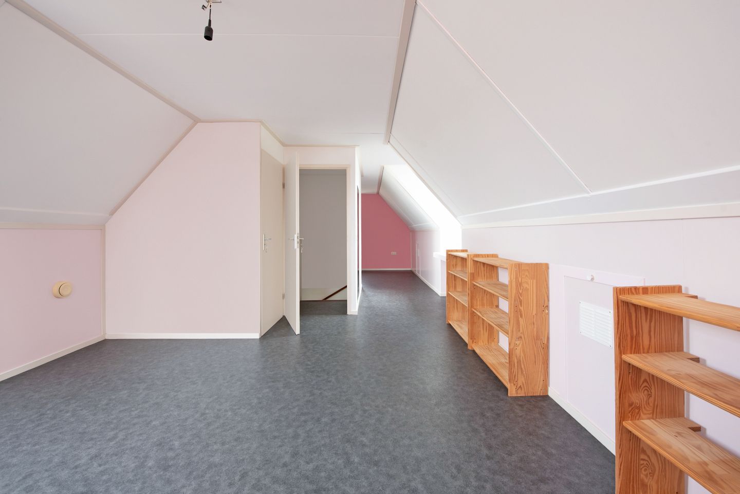 Foto 29 van Koninginneweg 2