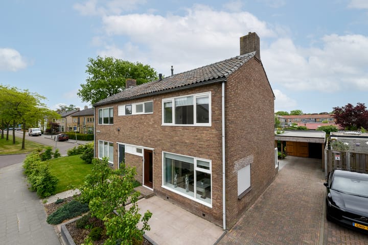 Foto 1 van Oranje Nassaulaan 15