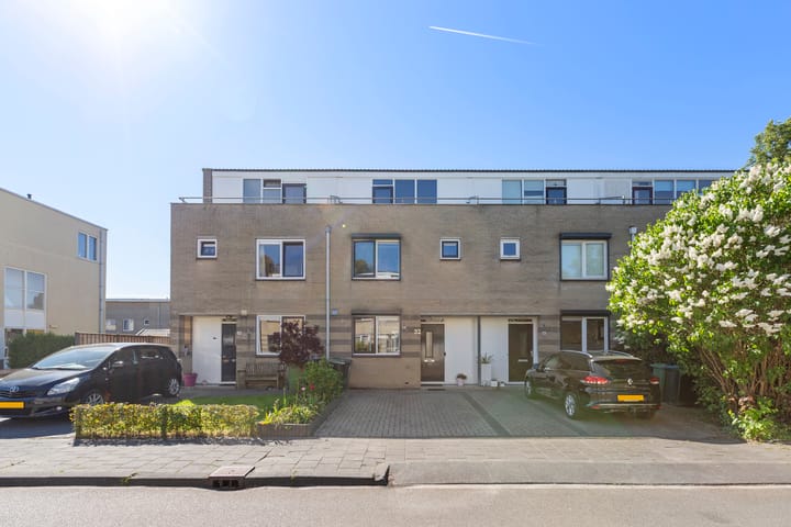 Foto 1 van Wobbe Hendrik Alkemastraat 32