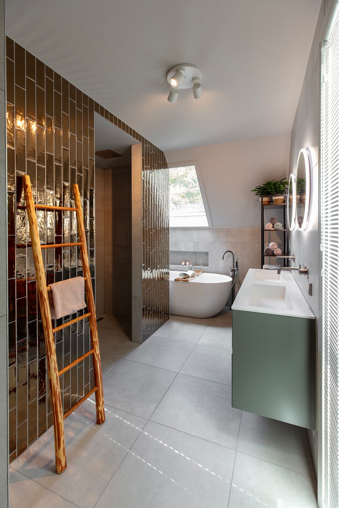 Foto 22 van MOVA-laan 1