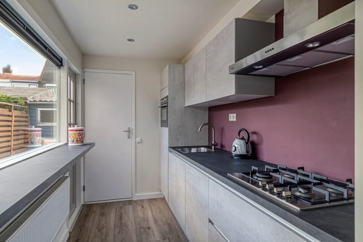 Foto 3 van Julianastraat 8