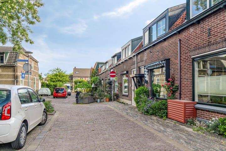 Foto 21 van Julianastraat 8