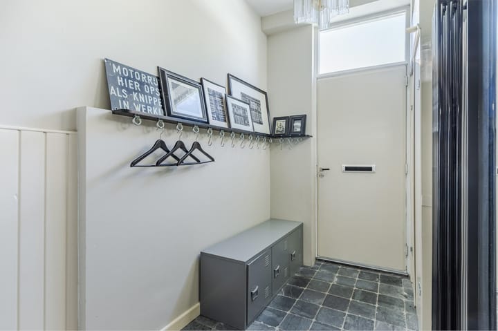 Photo 11 of Ben Viljoenstraat 76