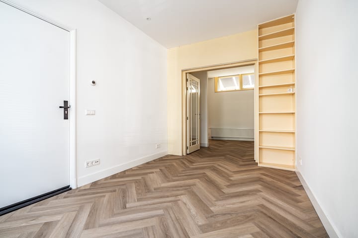 Photo 6 of Vendelstraat 5