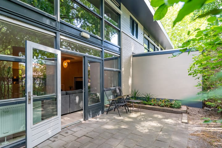 Foto 14 van Larixstraat 68