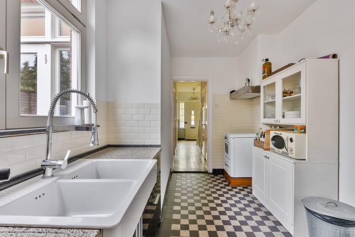 Photo 11 of Rozenkransstraat 28