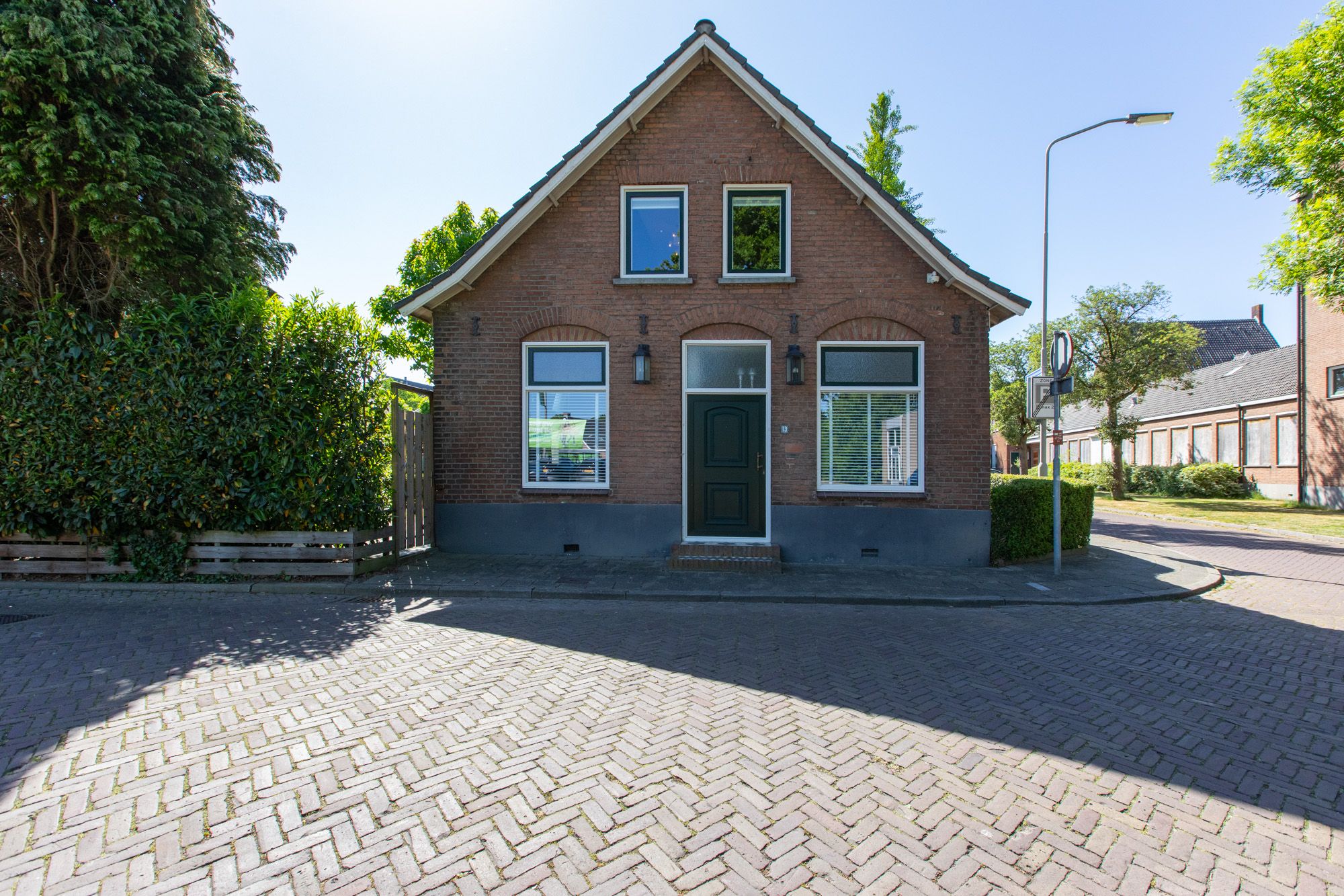Foto 9 van Schoolstraat 13
