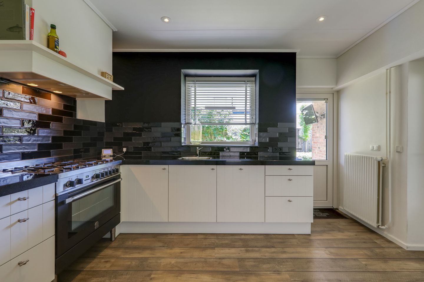 Foto 25 van Schoolstraat 13