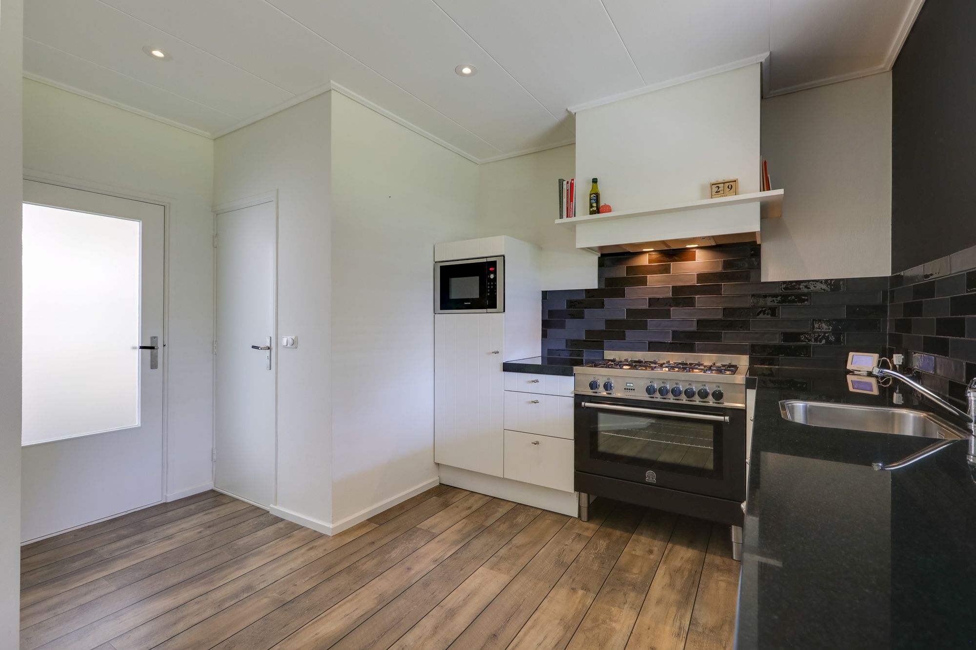 Foto 27 van Schoolstraat 13