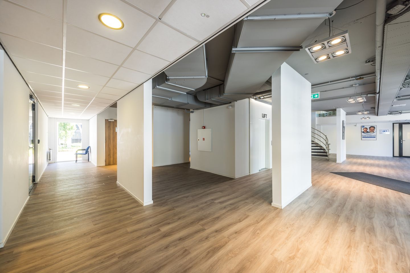 View photo 2 of Burgemeester Verderlaan 15