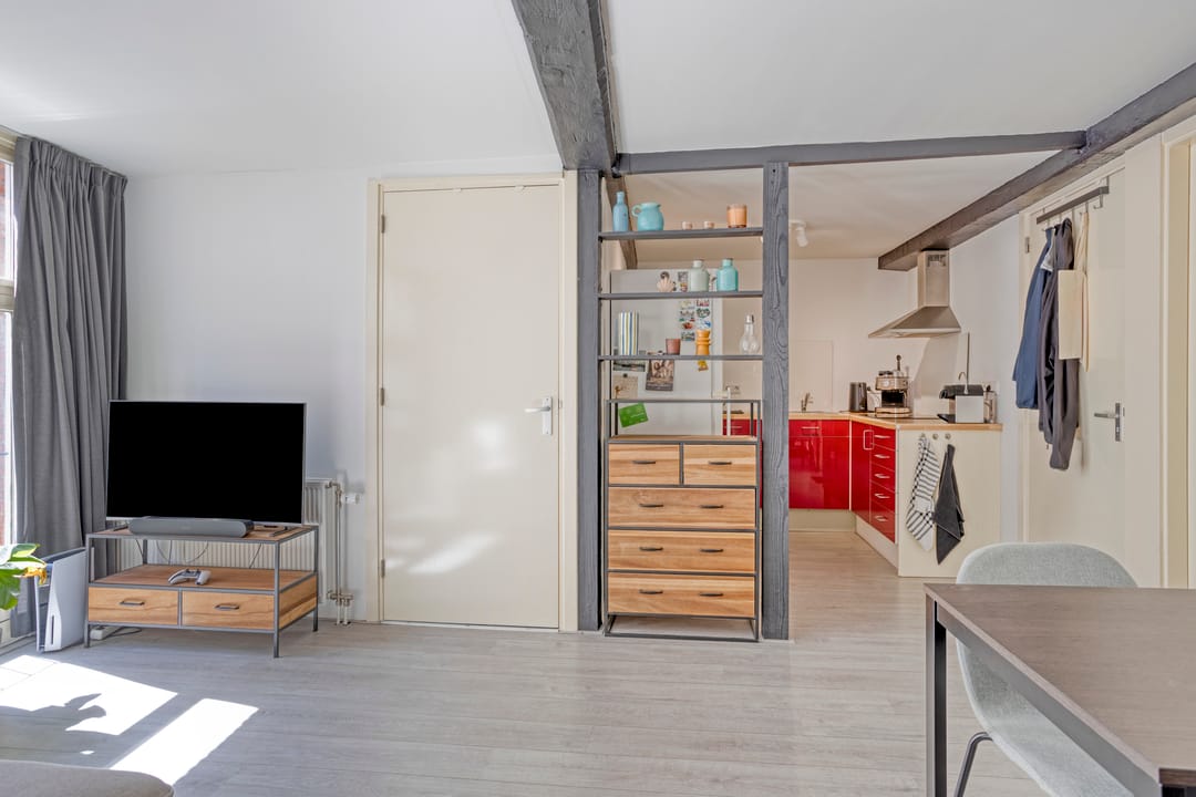 Photo 11 of Lange Bisschopstraat 9-A