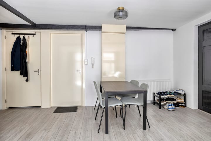 Foto 13 van Lange Bisschopstraat 9-A