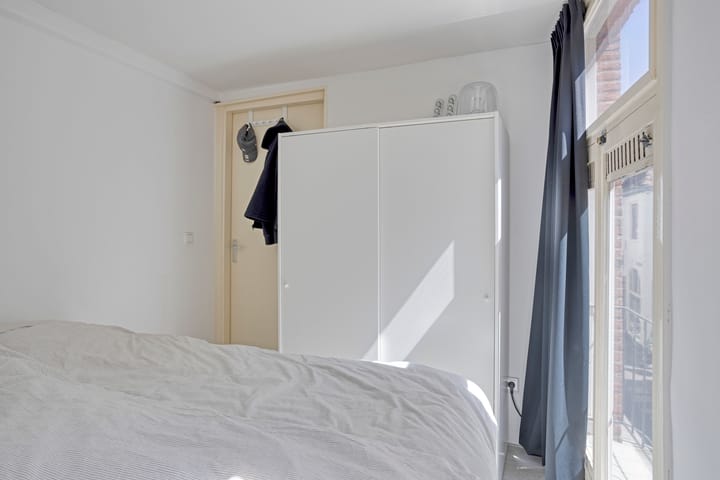 Foto 19 van Lange Bisschopstraat 9-A