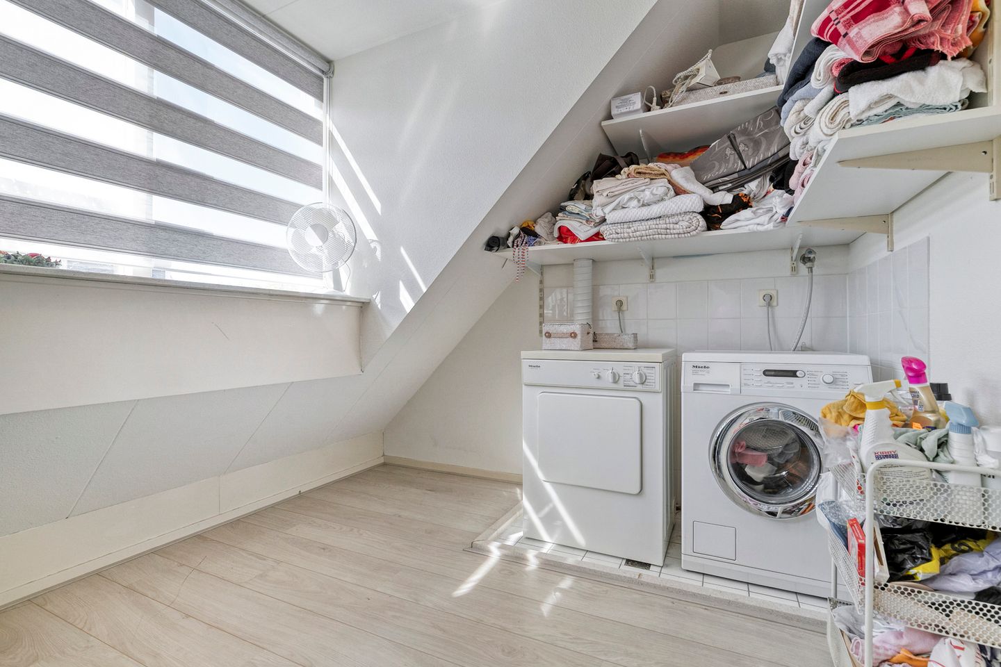 Foto 20 van Hoefbladstraat 6