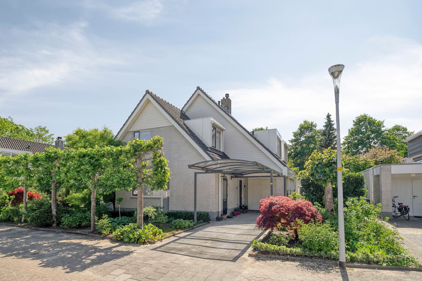 Foto 35 van Hoefbladstraat 6