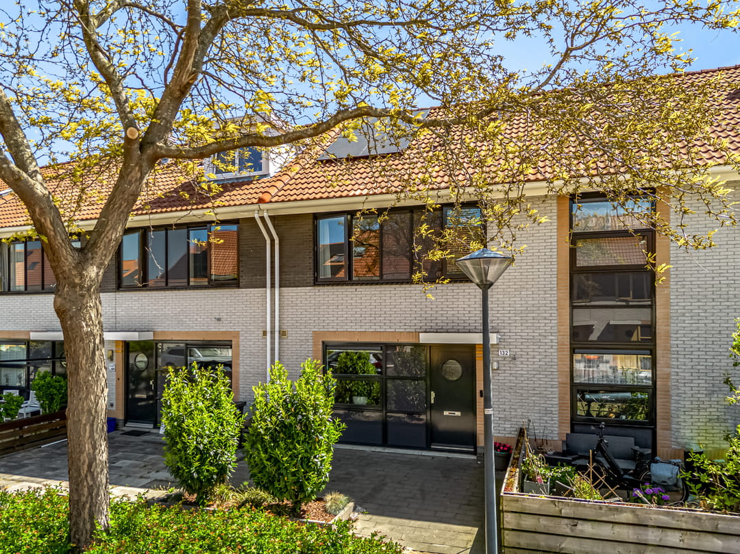 Foto 1 van Renoirhof 132