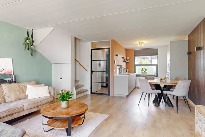 Foto 5 van Renoirhof 132