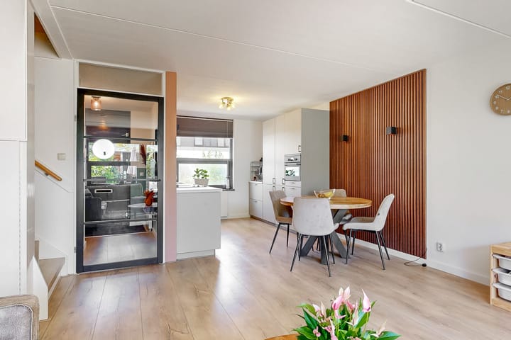 Foto 8 van Renoirhof 132