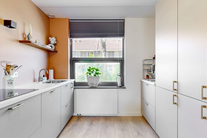 Foto 10 van Renoirhof 132