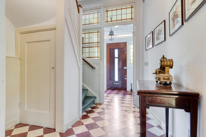 Foto 8 van Roodenburgerstraat 51