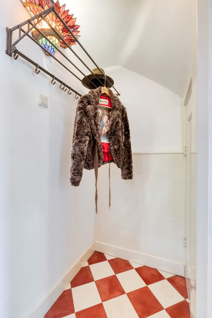 Foto 9 van Roodenburgerstraat 51