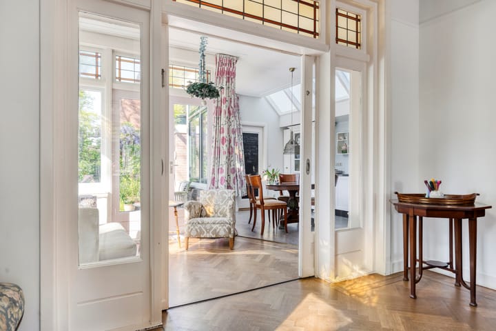 Foto 16 van Roodenburgerstraat 51