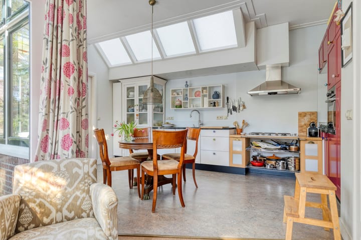 Foto 18 van Roodenburgerstraat 51