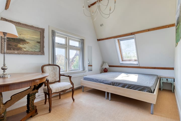 Foto 34 van Roodenburgerstraat 51